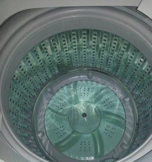 海尔滚筒洗衣机E3故障码维修方法（排查故障原因）